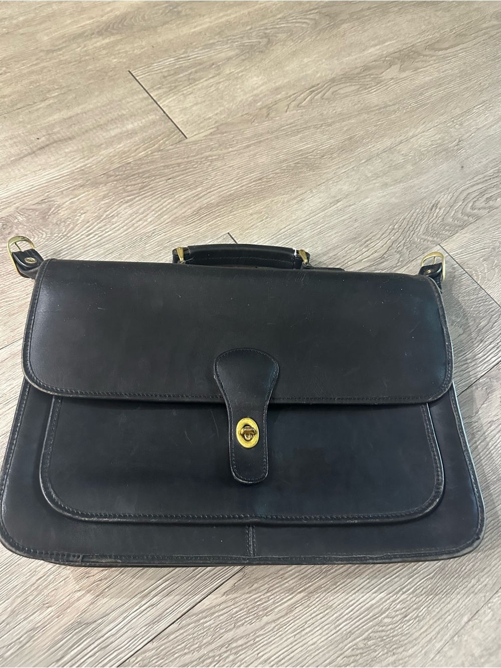 Vtg Black Leather Metropolitan Briefcase Messenger Business Bag